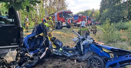 Tragiczny wypadek na DK25  – nie żyje 65-letni kierowca