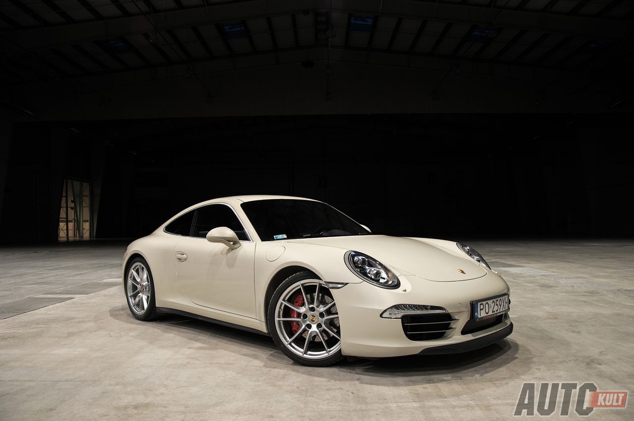 Porsche 911 50th Anniversary Edition (991)