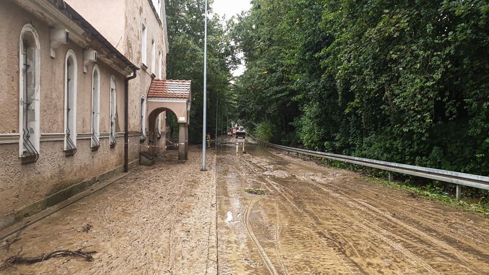 Dolny Śląsk. Kłodzko liczy straty po ulewach. Woda odsłoniła zniszczenia