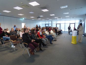 Słupsk: Pomorscy specjaliści uczą się, jak skuteczniej pomagać. Pilotażowy projekt WUP zakończony