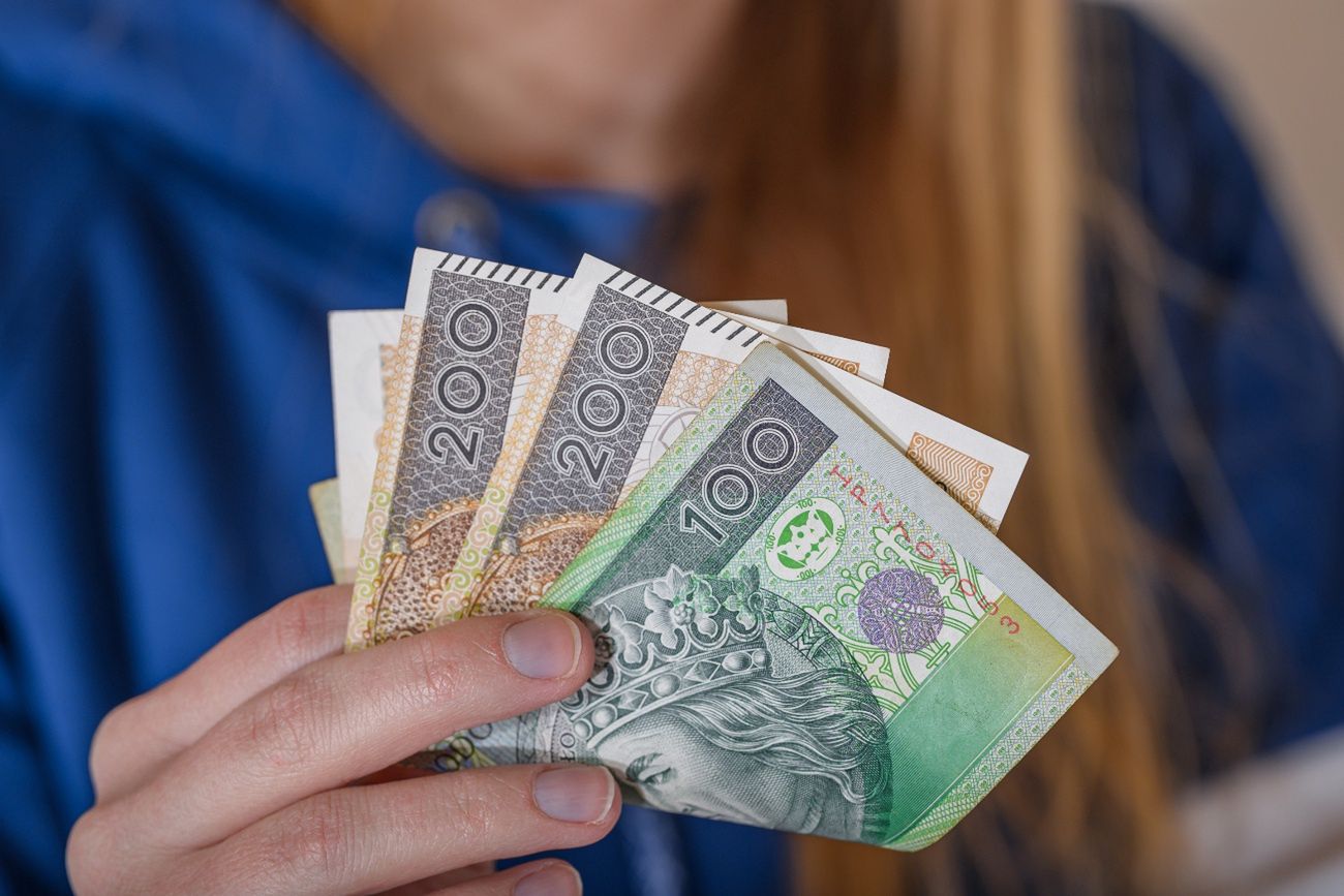 Zmiany w wypłatach 800 plus w marcu 2025 r.