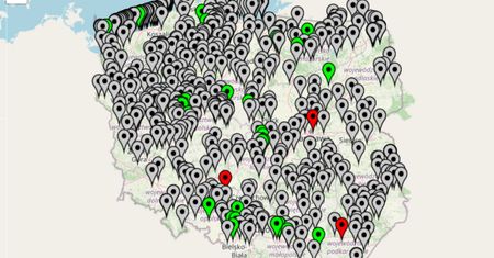 Wysyp szarych punktów na mapie Polski. Co to oznacza?