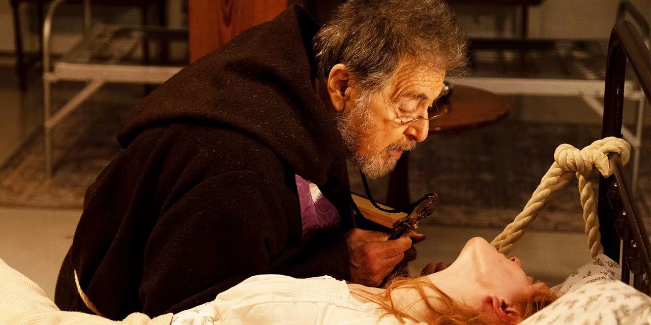 Ajjj... Nowy horror Ala Pacino zmieszany z błotem. "Nie da się oglądać", "nieudany klon"