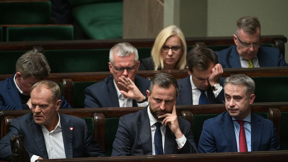 Ministrowie koalicji rządzącej, która zdecydowała o zmianach TK