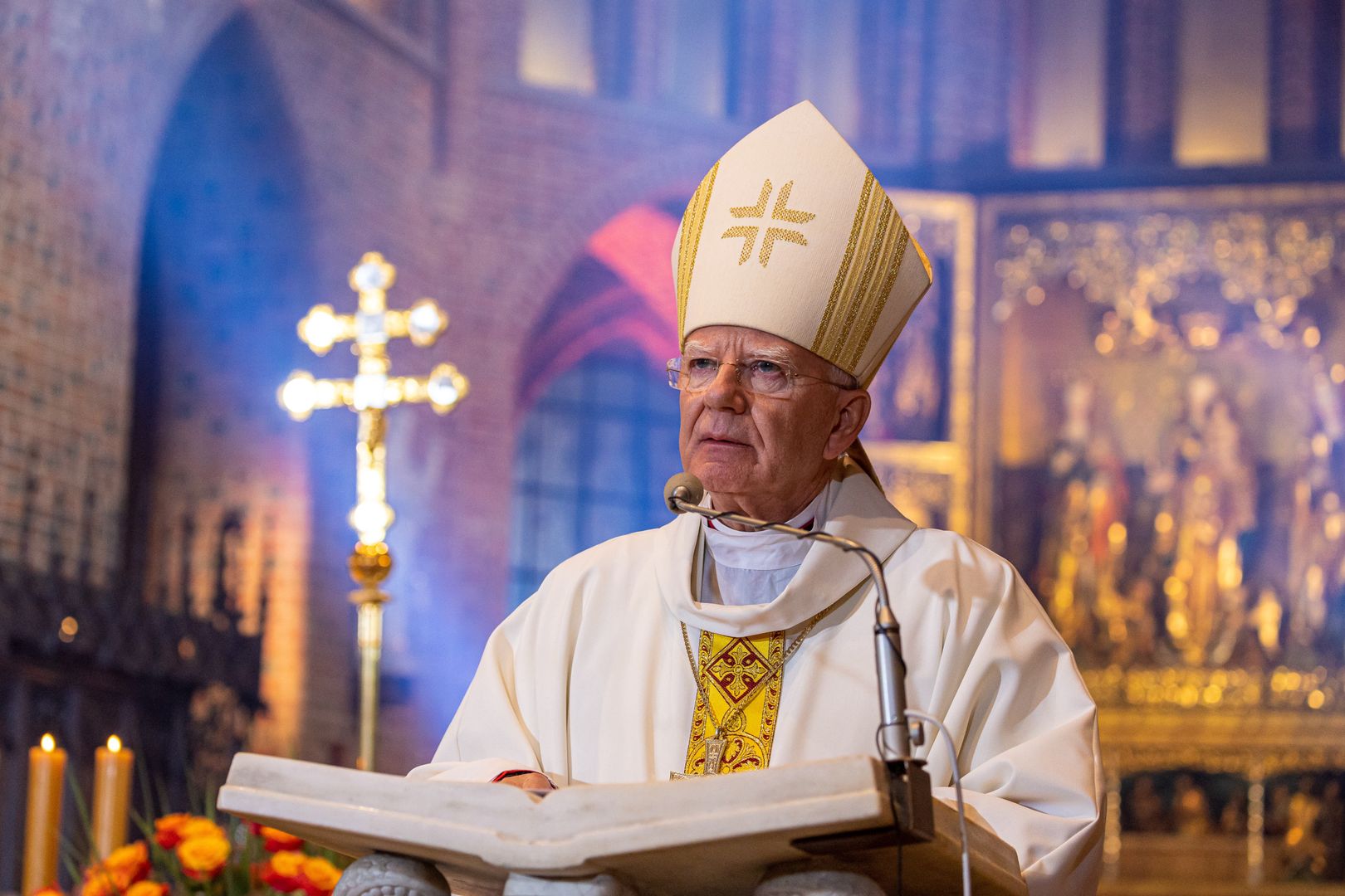 "Komnata dla dziecka". Abp Jędraszewski mówi o kobietach