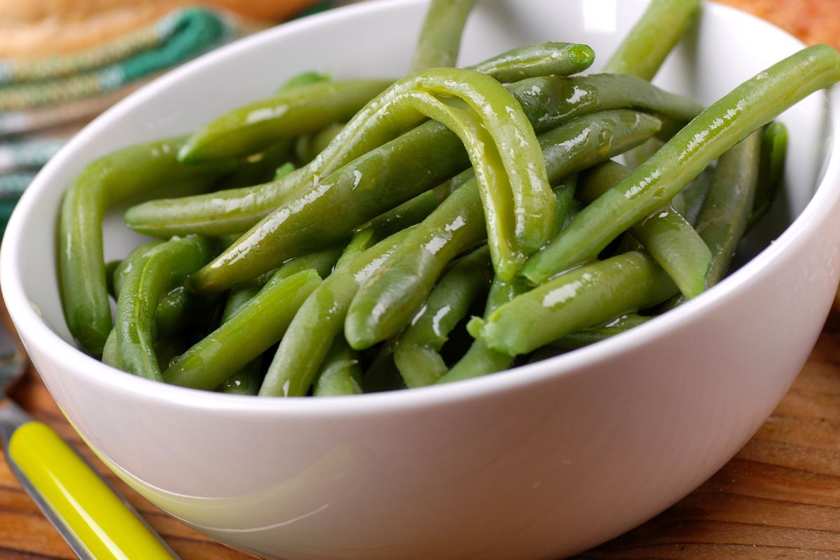 It's worth taking advantage of the string bean season.