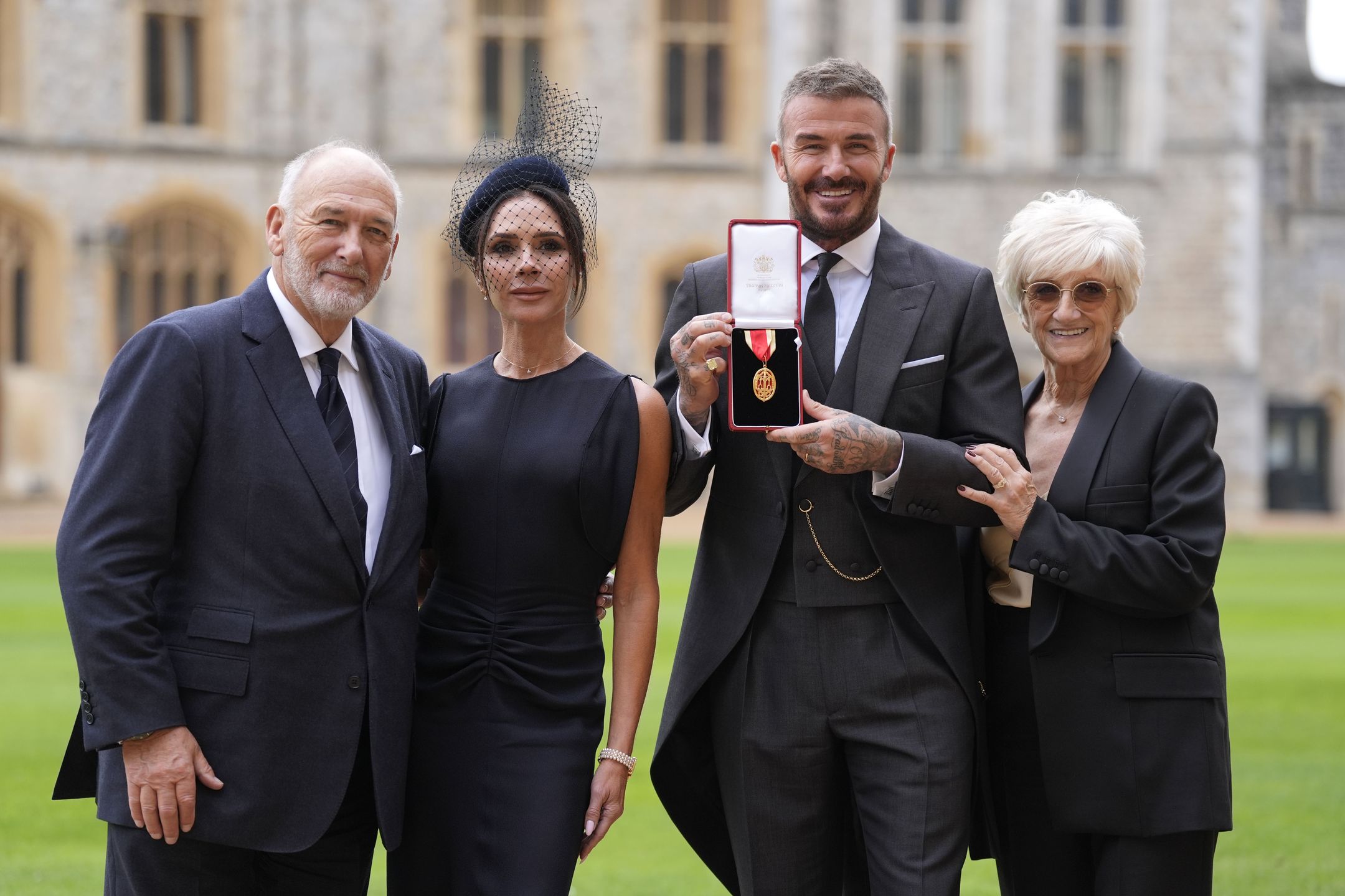 David Beckham i jego żona Victoria oraz j rodzice, listopad 2025