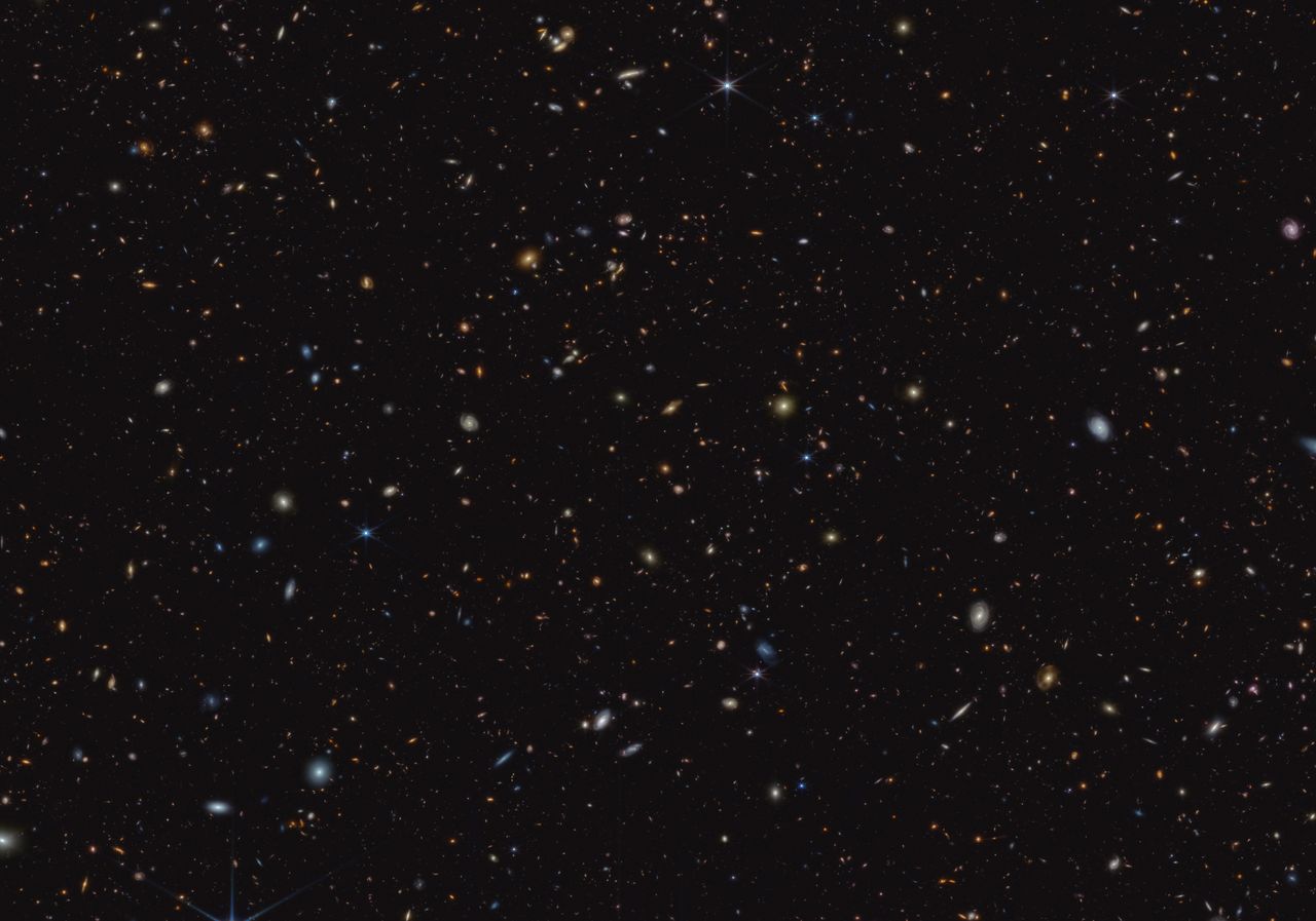 45 tys. galaktyk na jednym zdjęciu. Teleskop Webba bije kolejne rekordy