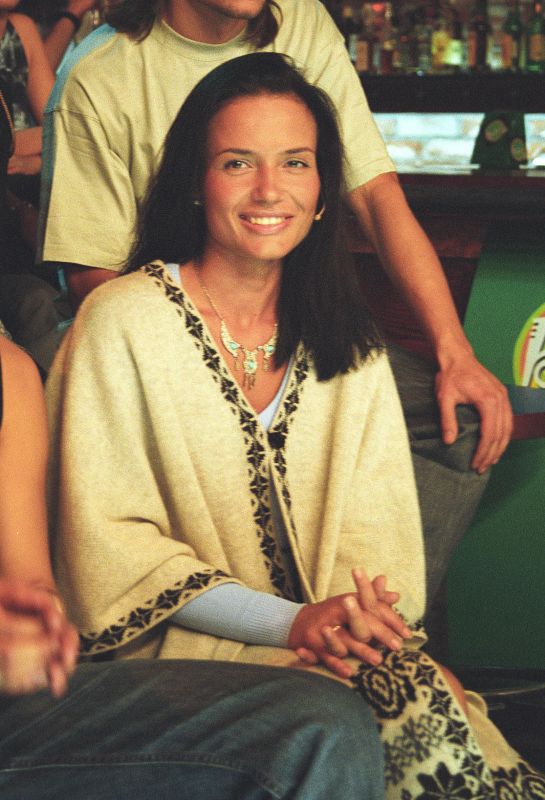 Kasia Kowalska w  BARZEDobros�awa Zych Henner  2002-10-15pkondzialka
