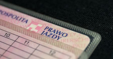 CEPiK nie działa w całej Polsce. Przez awarię nie zarejestrujesz dziś samochodu
