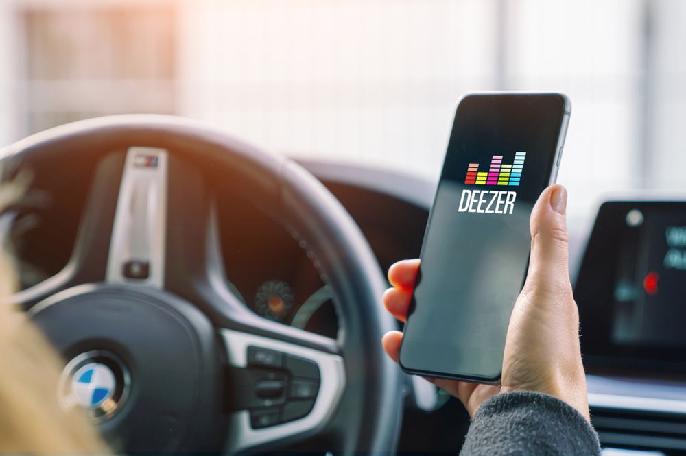 Deezer chce być jak Tidal. Właśnie trzymał tryb HiFi