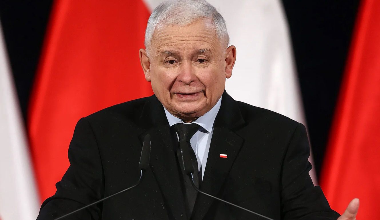 Wizytę Jarosława Kaczyńskiego zapowiedział nawet... proboszcz