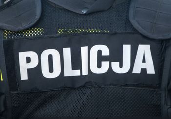 Handlowali narkotykami. Byli policjanci oskarżeni