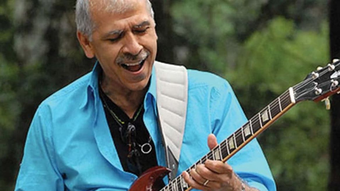 Jorge Santana, brat Carlosa Santany, miał 68 lat.