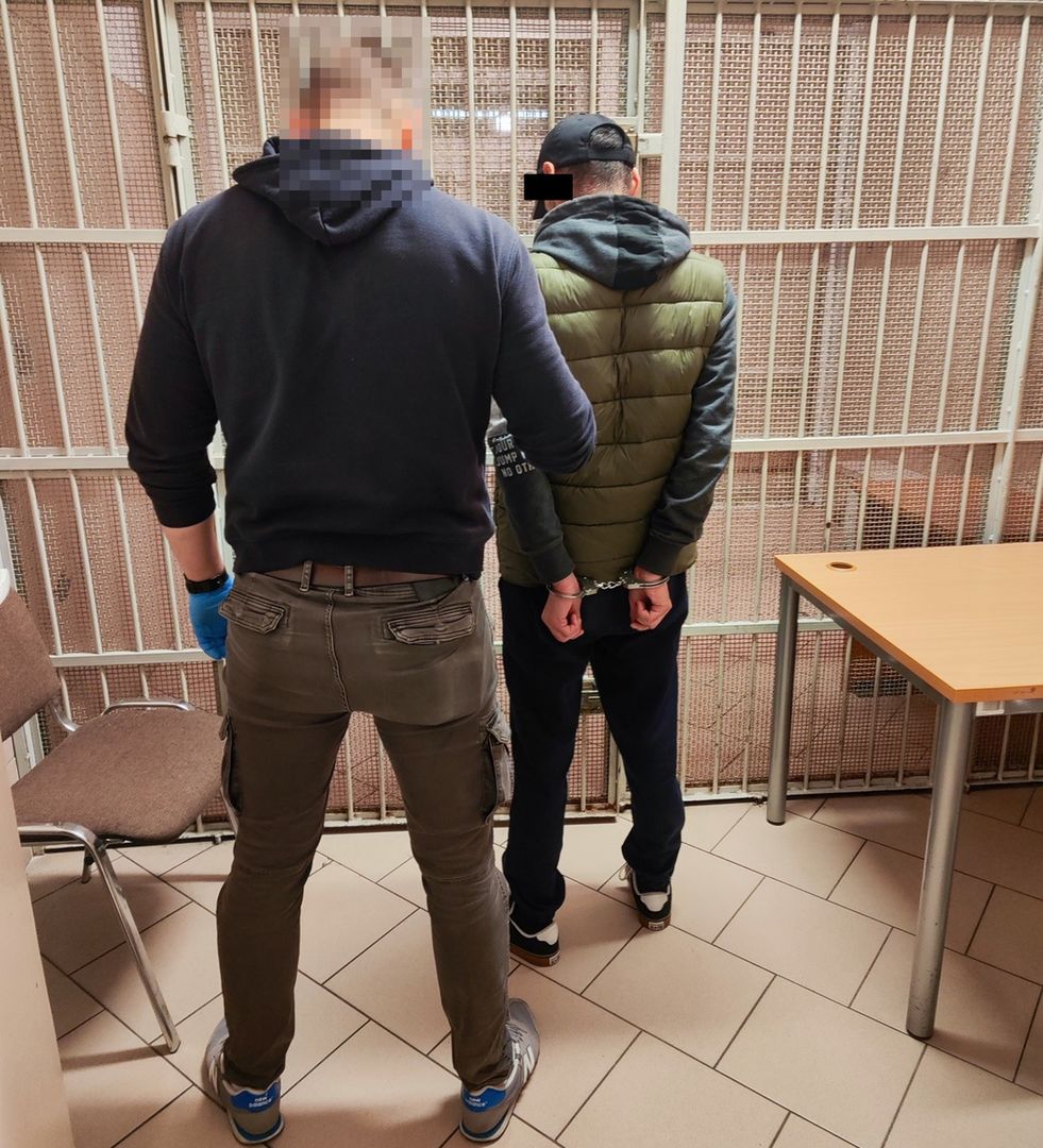 Fot. Licencjodawca. Włamywali się do samochodów