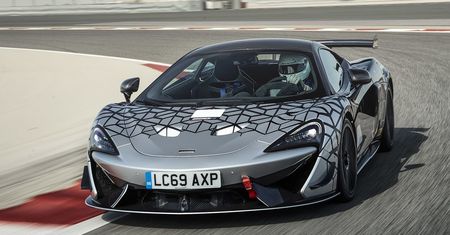 Filipińczycy przemycali rzadkiego mclarena, twierdząc, że to porsche. Auto może trafić na złom
