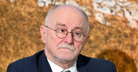 Prof. Jan Malicki napadnięty w Warszawie. Najpierw zapytali go o nazwisko