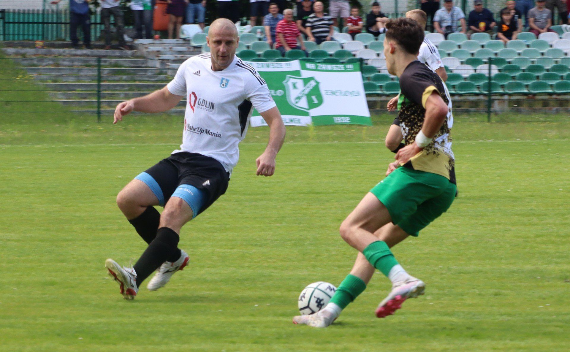 V liga piłkarska, grupa zachodnia: KS Chełmek - Niwa Nowa Wieś 2:2