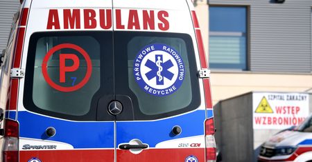 Koronawirus w Polsce. Busko-Zdrój: ewakuacja oddziału ginekologiczno-położniczego w szpitalu powiatowym