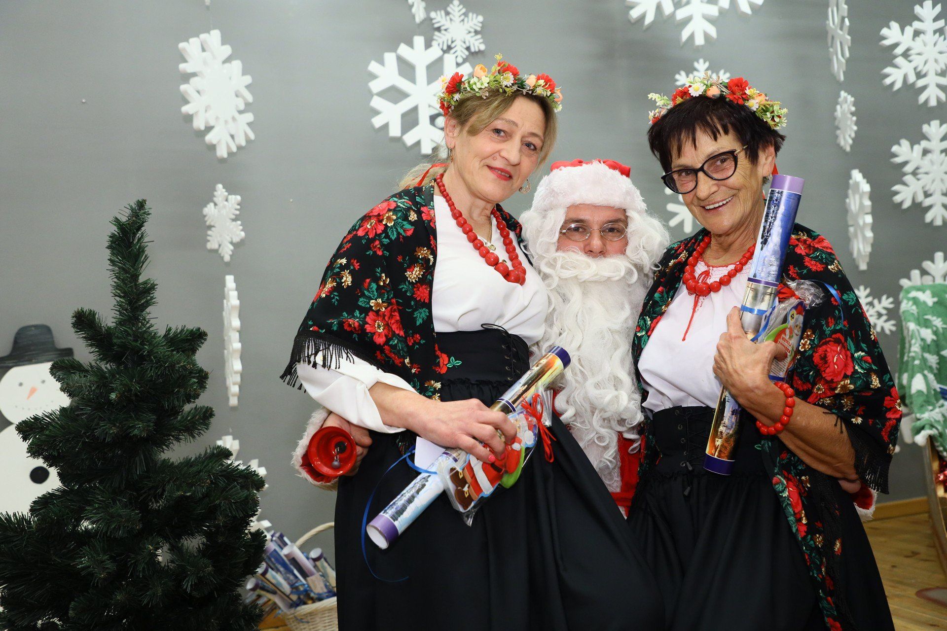 Mikołajkowo - świąteczne spotkanie Kół Gospodyń Wiejskich w Domu Kultury Gminy Gorzkowice