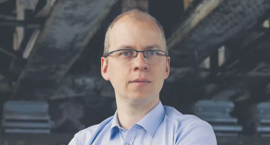 Rząd szykuje podatek cyfrowy. Ekspert: należy obciążyć big techy za szkody