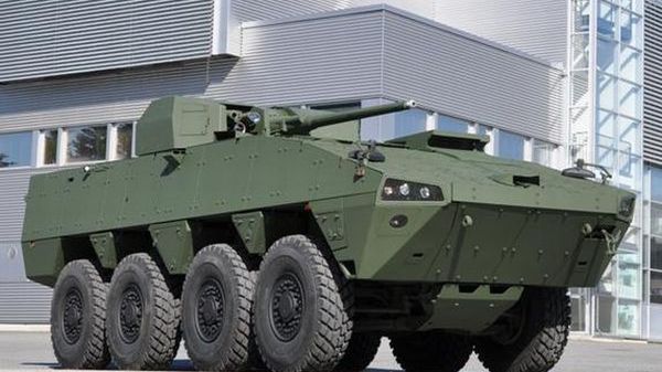 Kuzyn Rosomaka w nowej inkarnacji na DSEi 2011 1