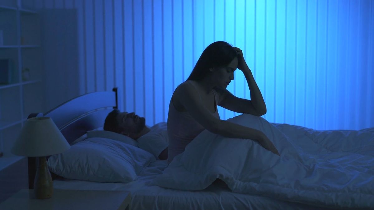 Mioklonie to gwałtowne ruchy podczas snu