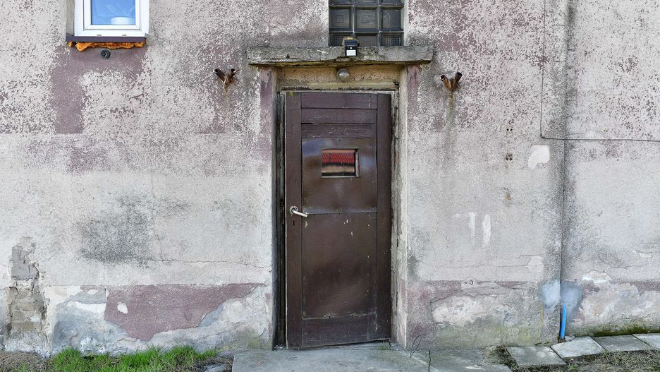Kozłów. 42-latek usłyszał zarzut zabójstwa 10-latka. W areszcie zostanie co najmniej trzy miesiące