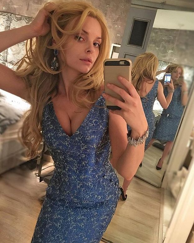 Izebella Miko 