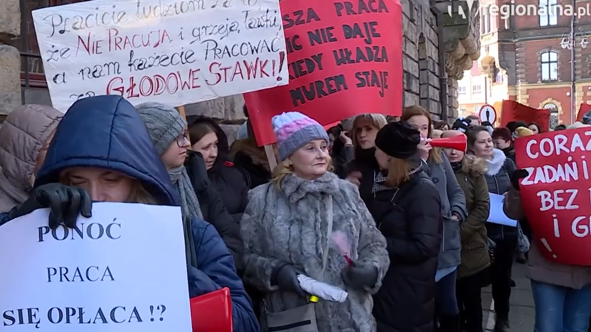 Strajk pracowników socjalnych w Legnicy