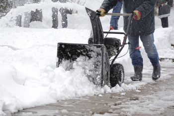 W jaki sprzęt do odśnieżania zainwestować?