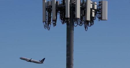 Loty do USA zostają zawieszone. Katastrofalne zakłócenia spowodowane 5G