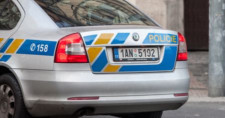 Czesi zabierają tablice z polskich aut w leasingu. "Nie ponosimy odpowiedzialności"