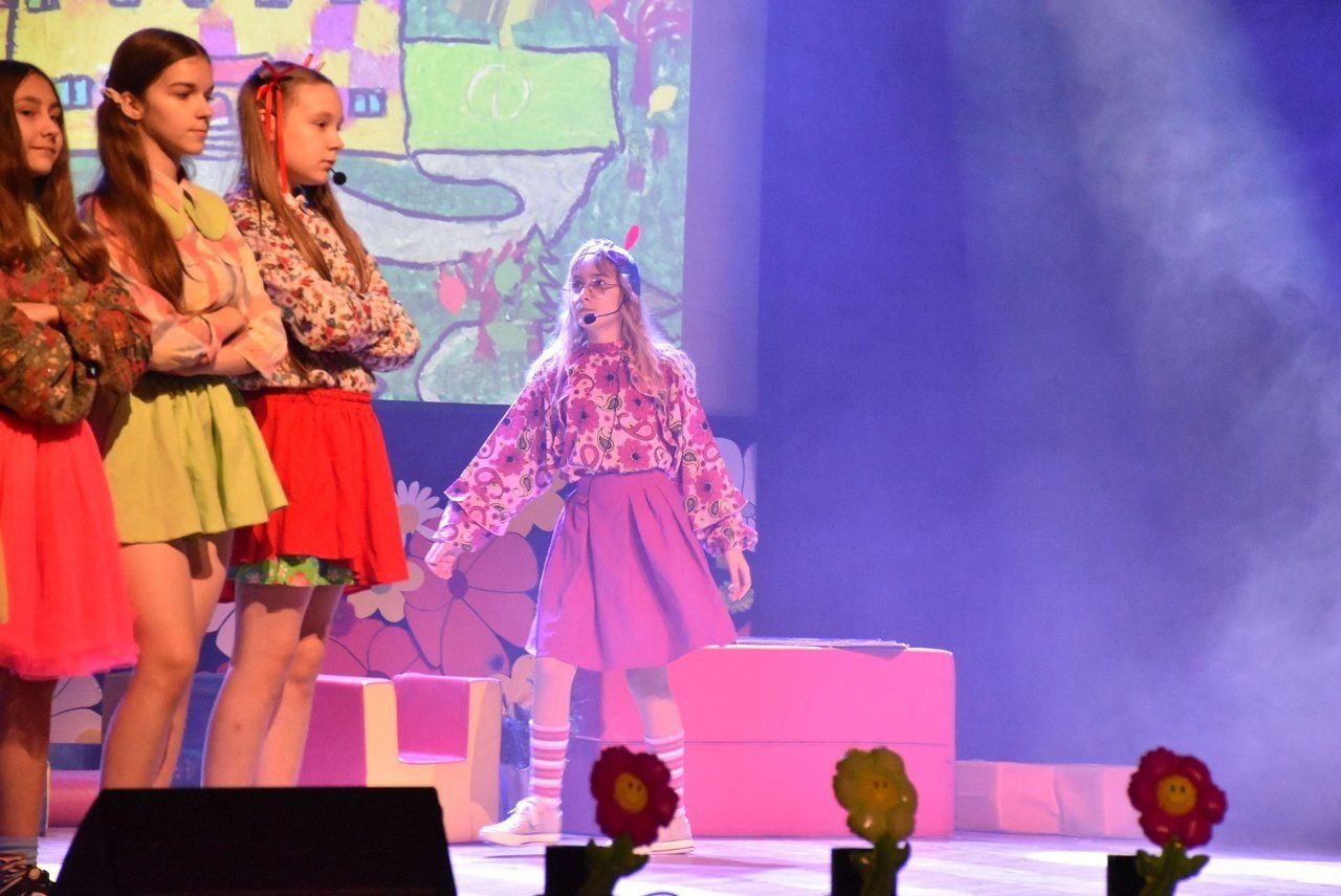 SP 9 Malbork wystawia przedstawienie dla Zosi