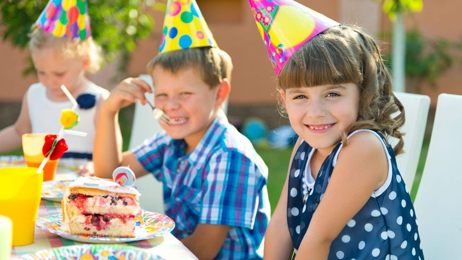 Imprezy urodzinowe organizowane w domu to już przeżytek 