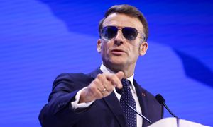 Zakaz mediów społecznościowych dla dzieci. Macron: "będę nad tym czuwał"