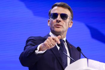 Zakaz mediów społecznościowych dla dzieci. Macron: "będę nad tym czuwał"