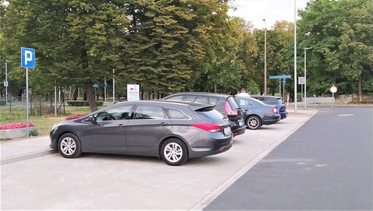 Ulica Kustronia w Lesznie