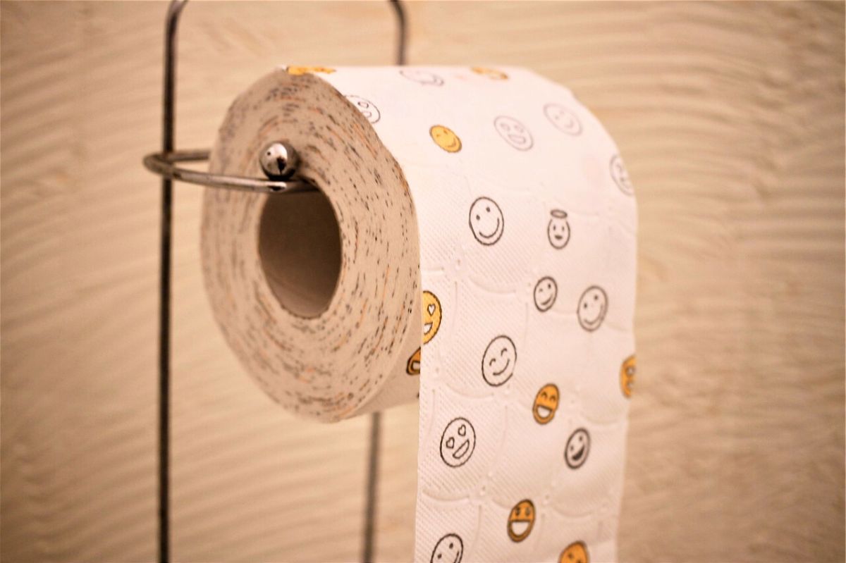 Toilet Paper Over or Under? The Great Toilet Roll Debate