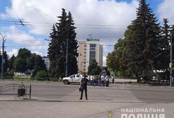 Ukraina. Uzbrojony mężczyzna porwał autobus. Ma zakładników