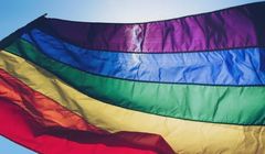 Odwrót biznesu od "tęczy"? "W Polsce marki nadal boją się hejtu, ale też zamieszania"