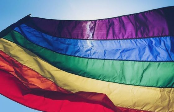 Odwrót biznesu od "tęczy"? "W Polsce marki nadal boją się hejtu, ale też zamieszania"