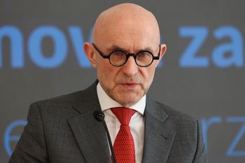 Orlen z "nowym" zarządem. Fąfara pozostaje prezesem