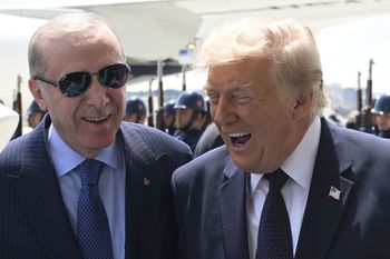 Betonowa twierdza i pokłócona Polska. Trump już na starcie grozi Europie
