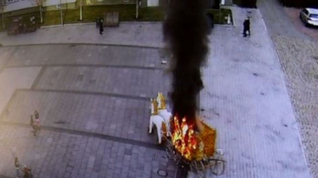 Na rynku w Lubinie spłonęła jedna ze świątecznych iluminacji 