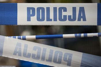 Atak nożownika w Warszawie. Jedna osoba w szpitalu
