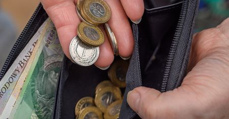 32 lata na kasie. ZUS wyliczył emeryturę. "Jakaś pomyłka"