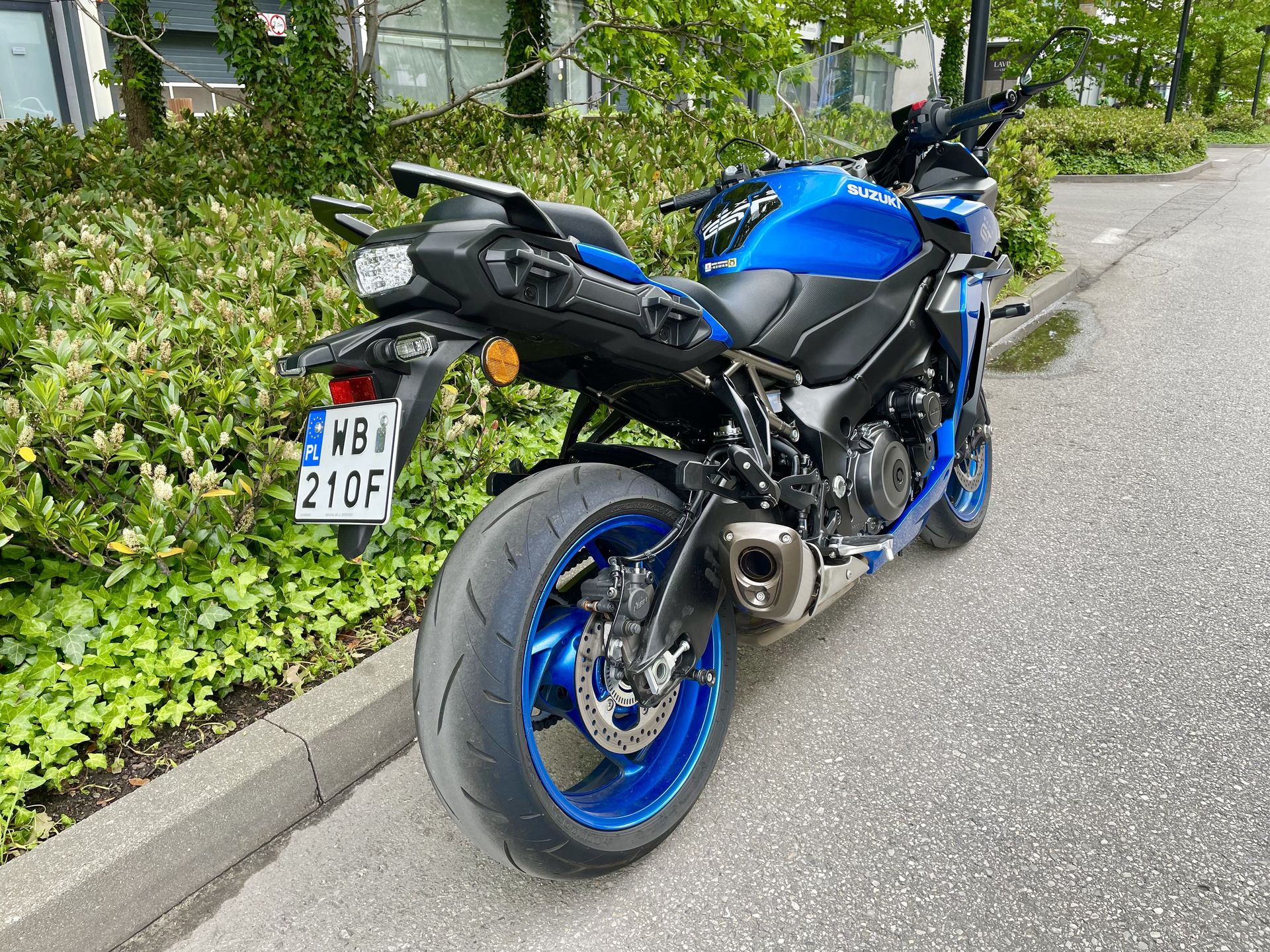 Suzuki GSX-S1000GT