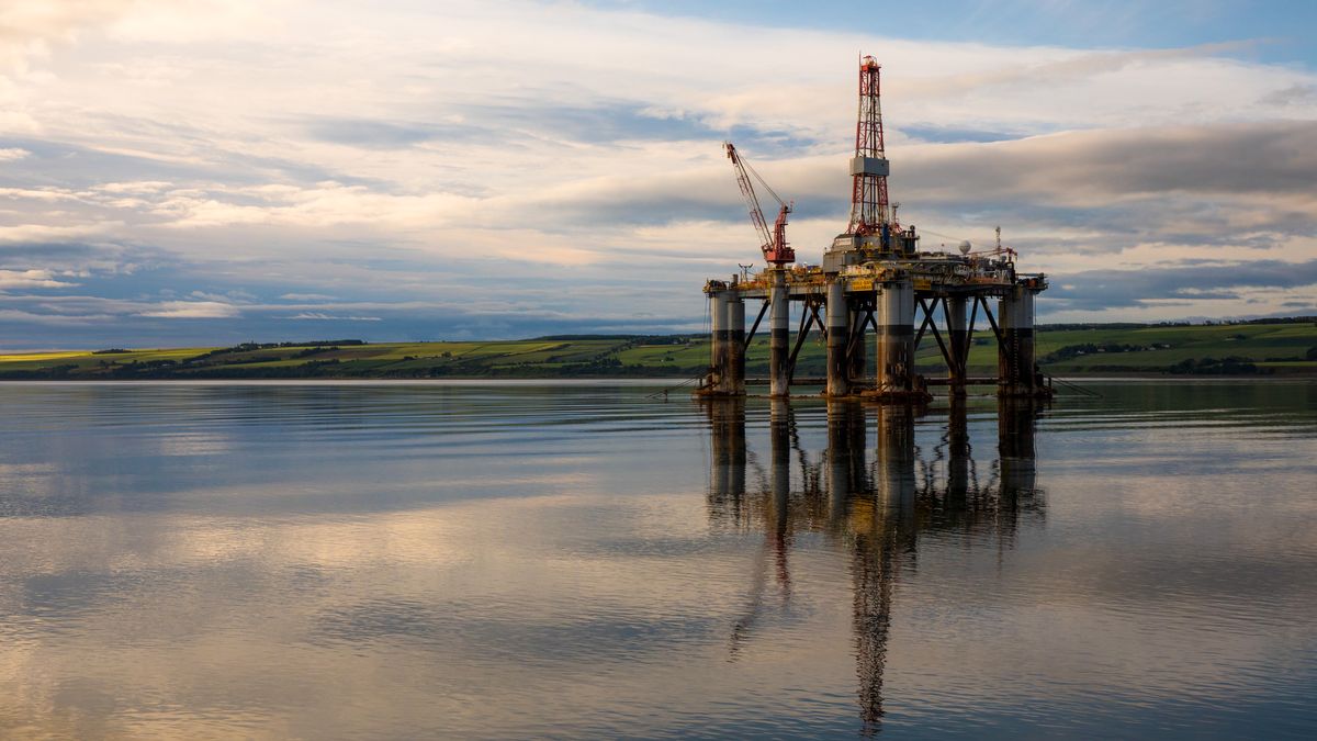 Idle Rigs As Oil Set For Loss On U.S. Virus Fears
Bloomberg
fuels, british, derrick, oil platform, fossil fuels, rig, bird's eye view, drone photography, aerial photography, oil and gas drilling rigs, trade, emea, energy, natural resources, oil markets, oil, gas, business news, gasoline, petroleum, united kingdom, industries, oil and gas fields, drilling