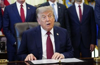 Nagła decyzja Trumpa. Wstrzymał ataki na Iran